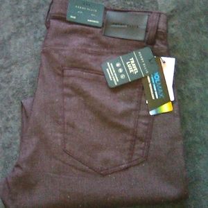 3 $10 items for $25 Perry Ellis Jeans